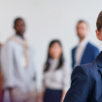 Liderança feminina: como incentivar, desenvolver e valorizar mulheres na sua empresa